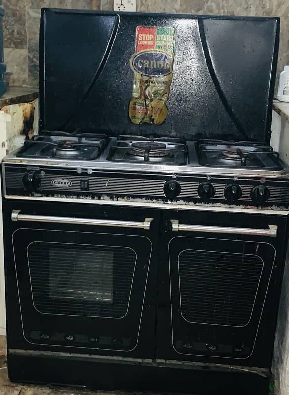 cooking range ( 3 stoves + gas oven for baking) 1
