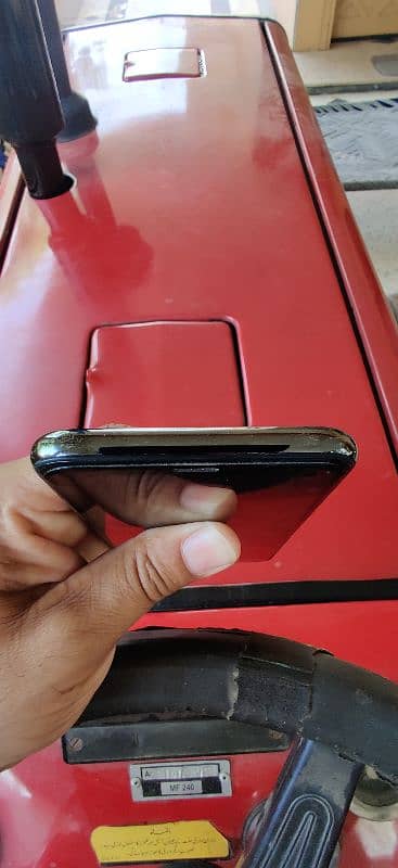 IPHONE X 64 GB NON PTA 5