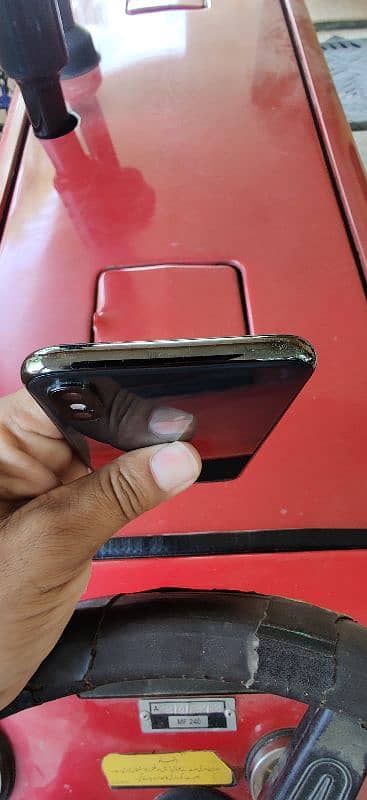 IPHONE X 64 GB NON PTA 7
