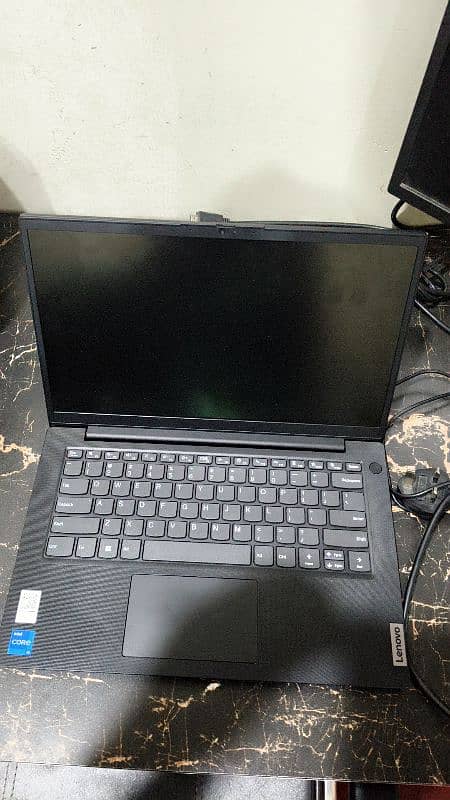 Lenovo v14 Gen3 Core i5 5