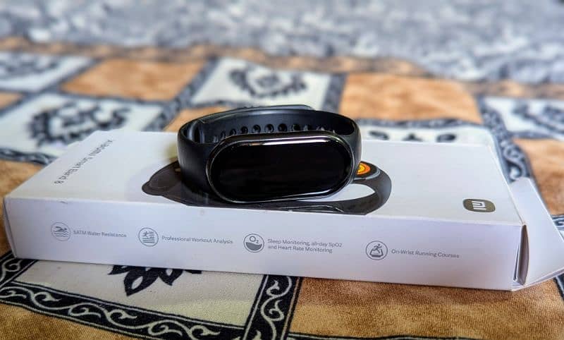 Band 8 Redmi with all accessories 15days battery timing 03234094097 0