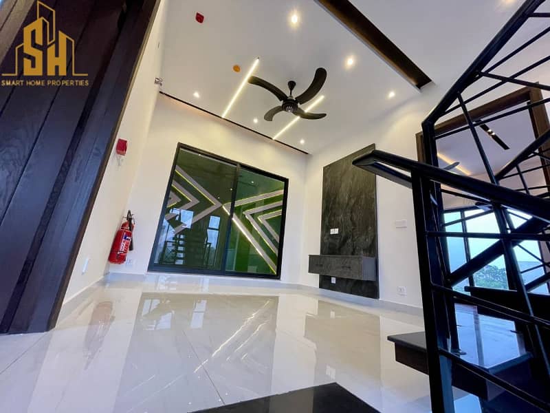 BEAUTIFULLY BRAND NEW HOUSE FOR SALE IN DHA LAHORE 5