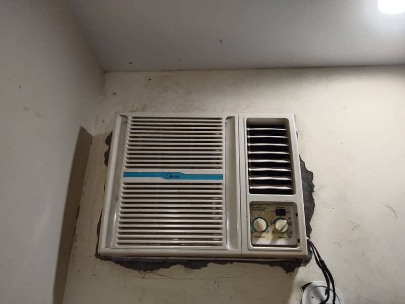 Window AC for sale 0