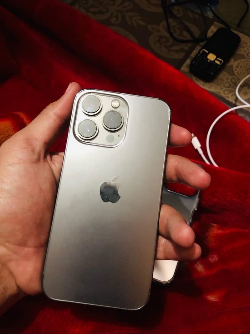 Iphone 13 pro 128 GB jv waterpack 84% battry 0