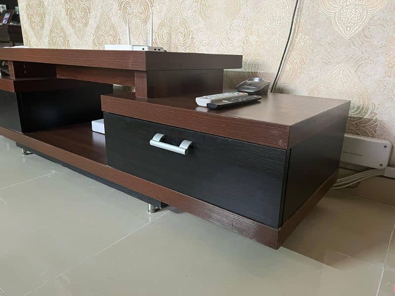 Imported TV trolley and centre table for sale 2