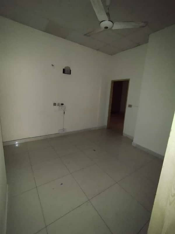 1 Bedroom'S 978 Sqft Apartment Available For Sale Defence Executive Tower 3