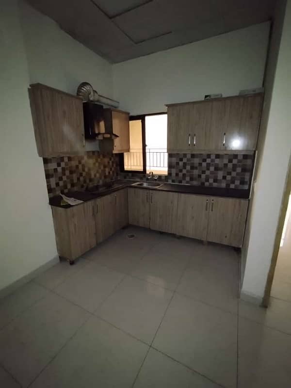 1 Bedroom'S 978 Sqft Apartment Available For Sale Defence Executive Tower 4