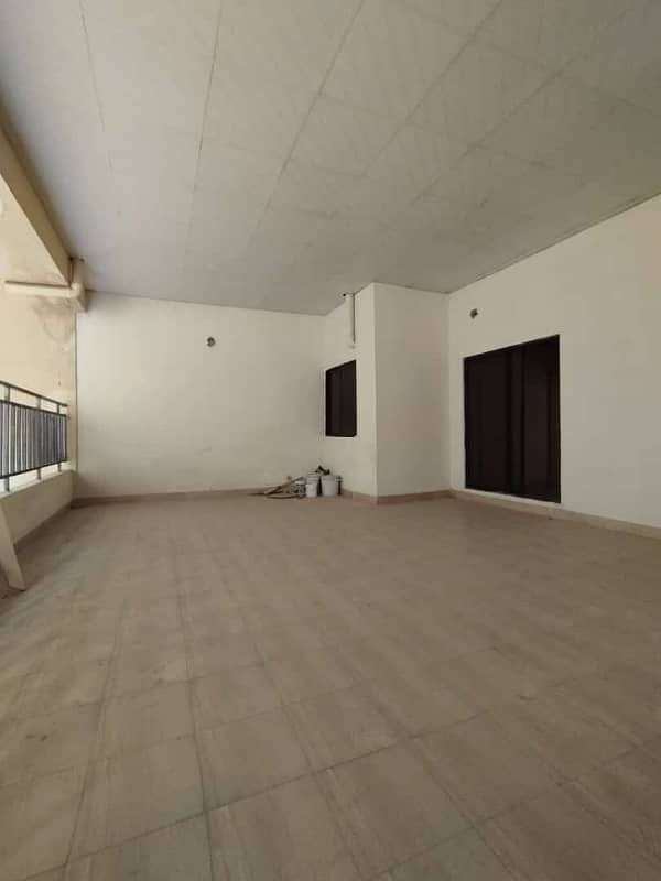 1 Bedroom'S 978 Sqft Apartment Available For Sale Defence Executive Tower 13