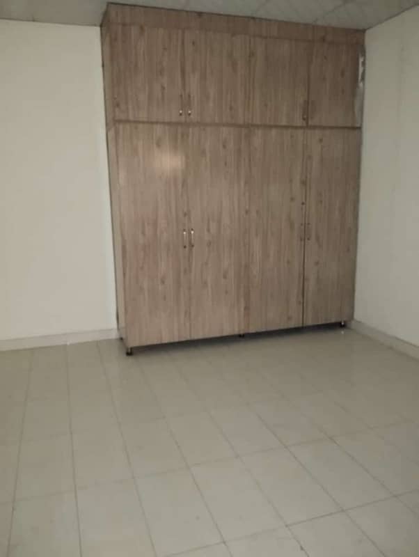 1 Bedroom'S 978 Sqft Apartment Available For Sale Defence Executive Tower 17