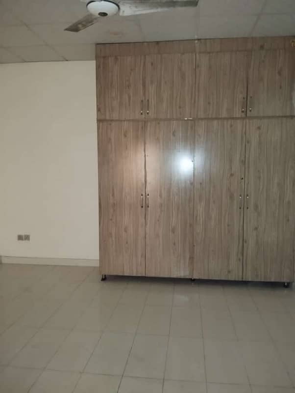 1 Bedroom'S 978 Sqft Apartment Available For Sale Defence Executive Tower 18