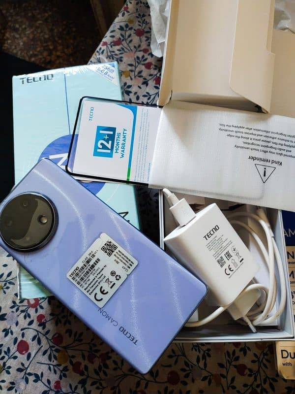 Just 3 week use huwa hai phone 10/10 condition 4
