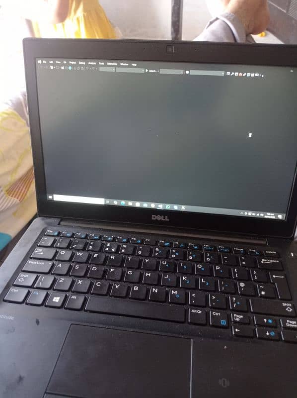 dell laptop(core i5 7th generation) 3