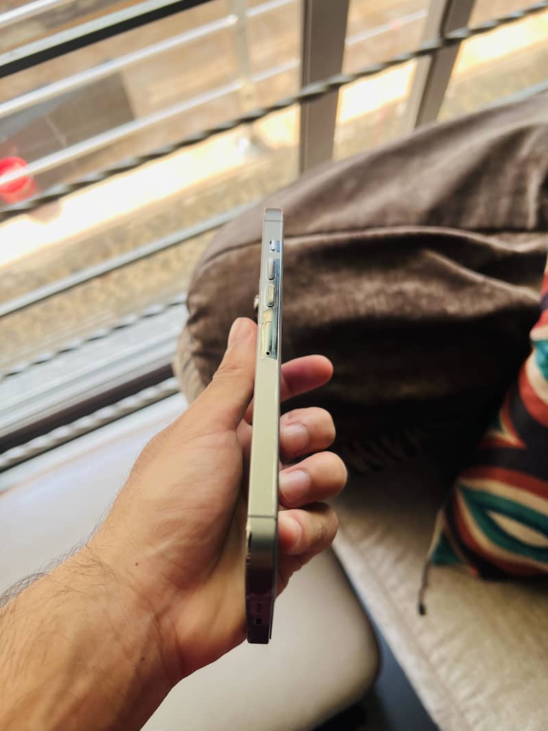 Iphone 13 pro max non pta sim working                11/12/13/14/15/16 1