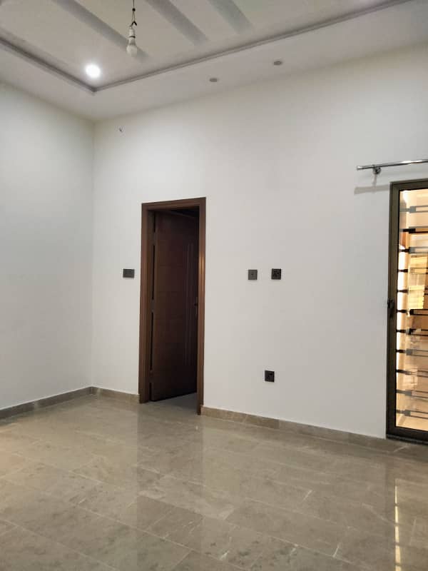 5.5 Marla Brand New Ground portion For Rent In Mujahid Green Velly 8