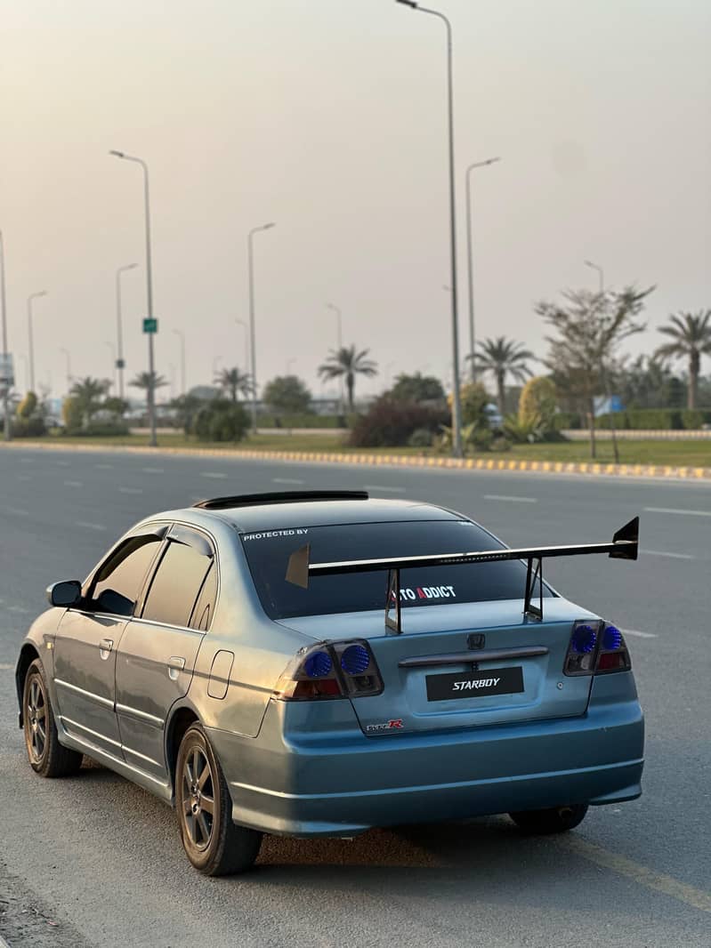 Honda civic vti oriel (cat eye) 6