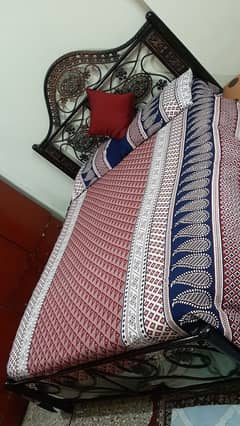 Bed set with metress