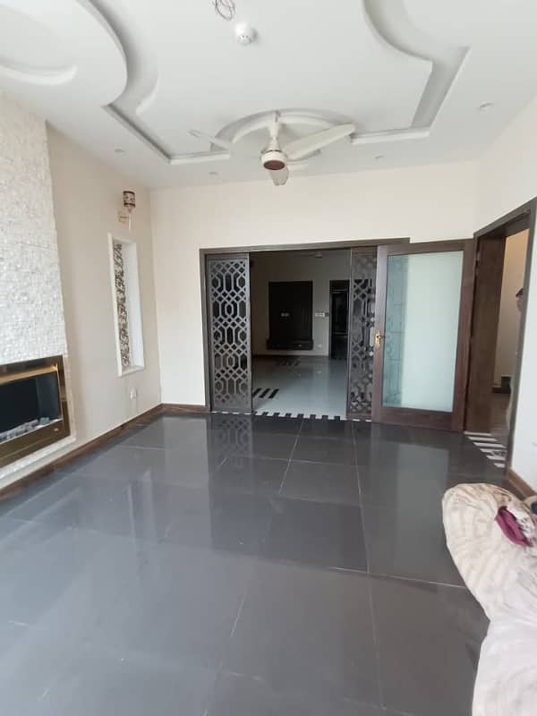 Beautiful upper portion at very reasonable price in LDA Avenue One M block 0