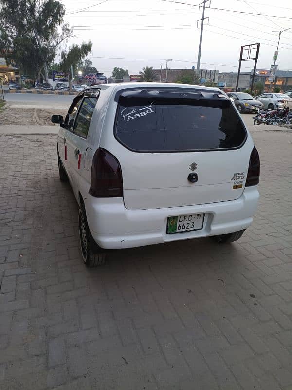 Suzuki Alto 2011 4