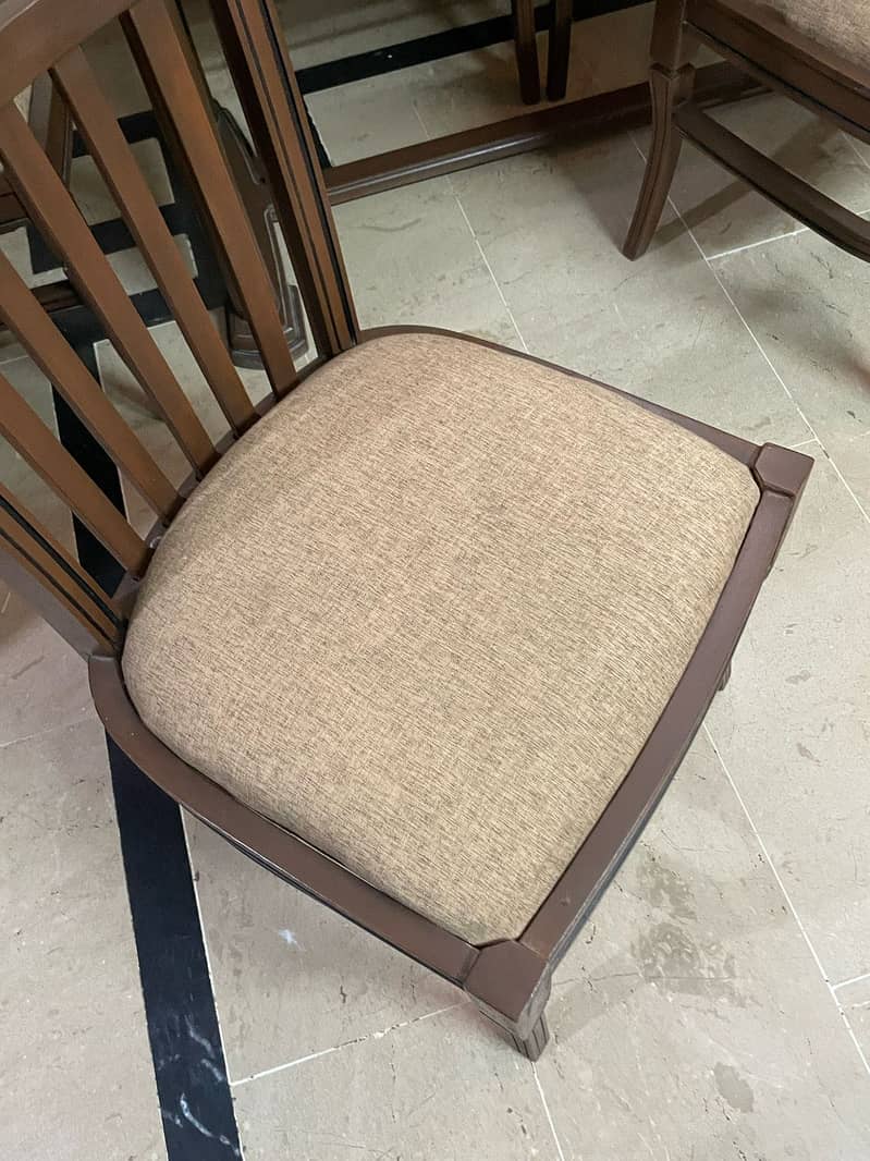 6 seat dining table 3