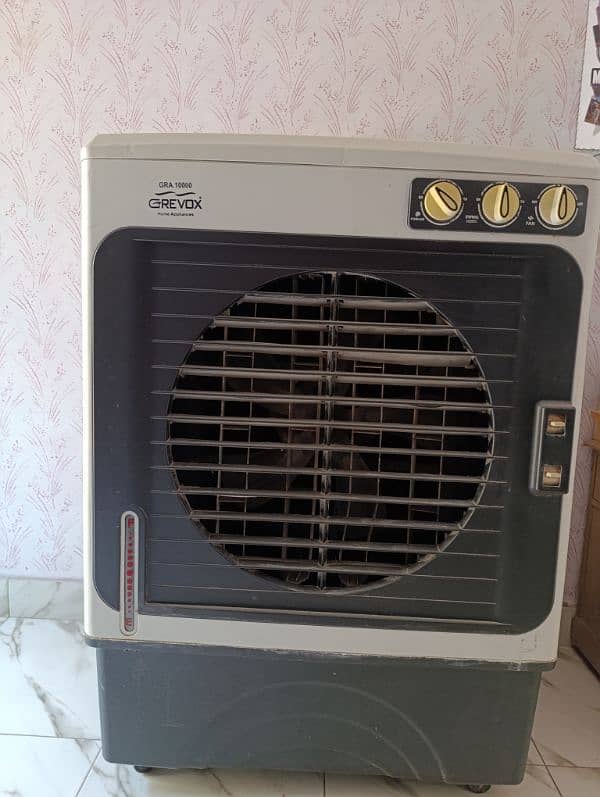 Room air cooler 0