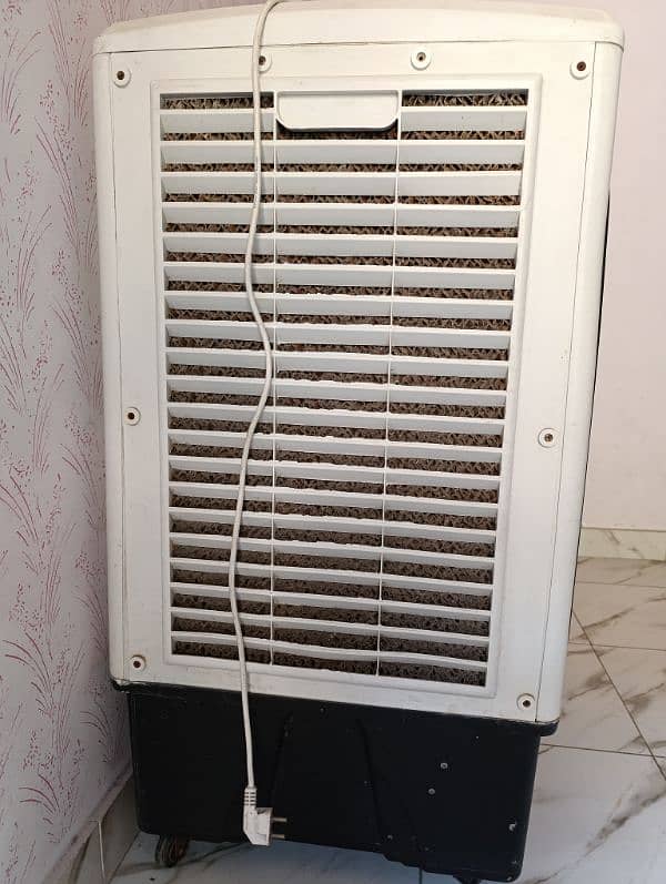 Room air cooler 1
