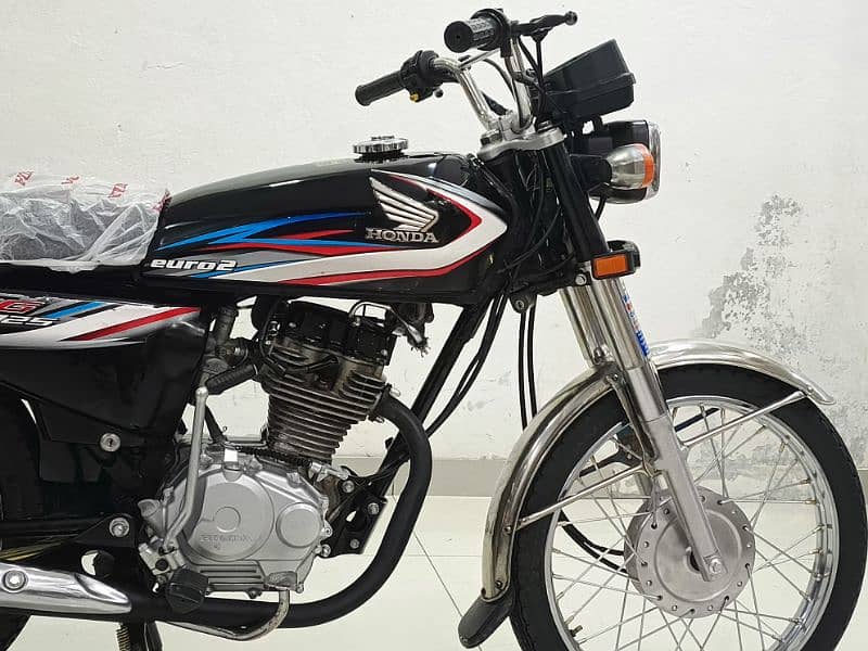 Honda CG 125 2015 Model 0