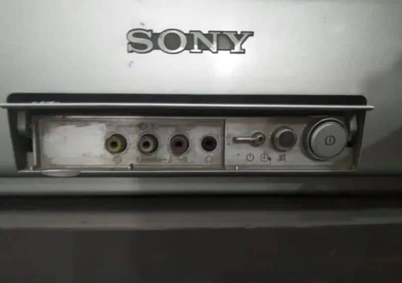 This is used Tv for Sony wega is quality is very clean 1