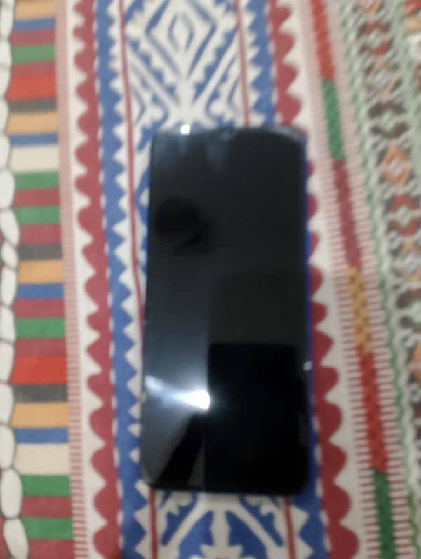 realme 5s 4 / 128 4