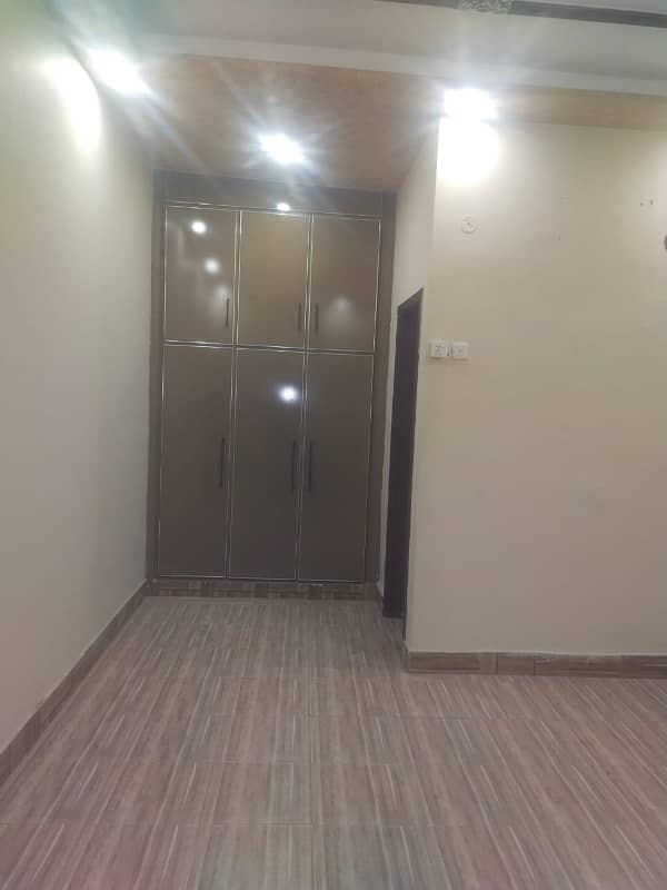 10 Marla ViP Brand New Upper Portion Urgent For Rent In Sabzazar 9