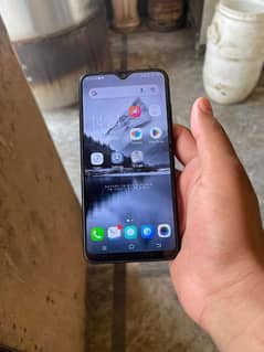 vivo kA mobile ha normal use kA leya ache ha
