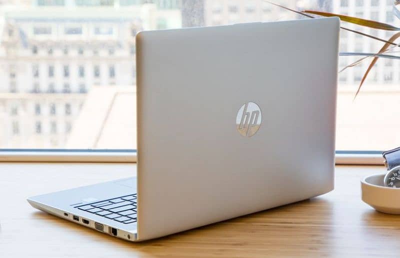 HP ProBook 430 13.3" FHD i7-8550U Quad Core 16GB DDR4 512GB NVMe 1