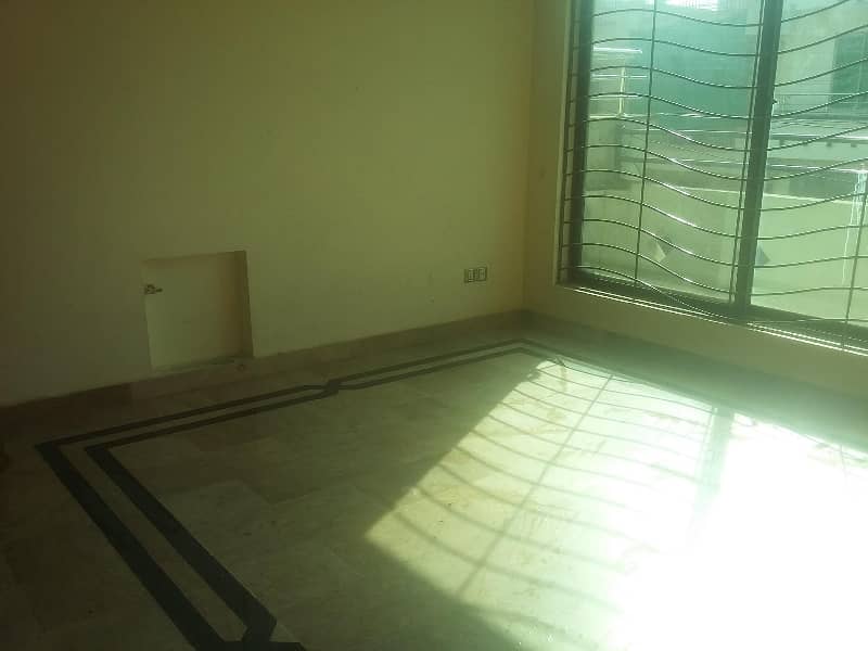 Portion Is Available For Rent 3