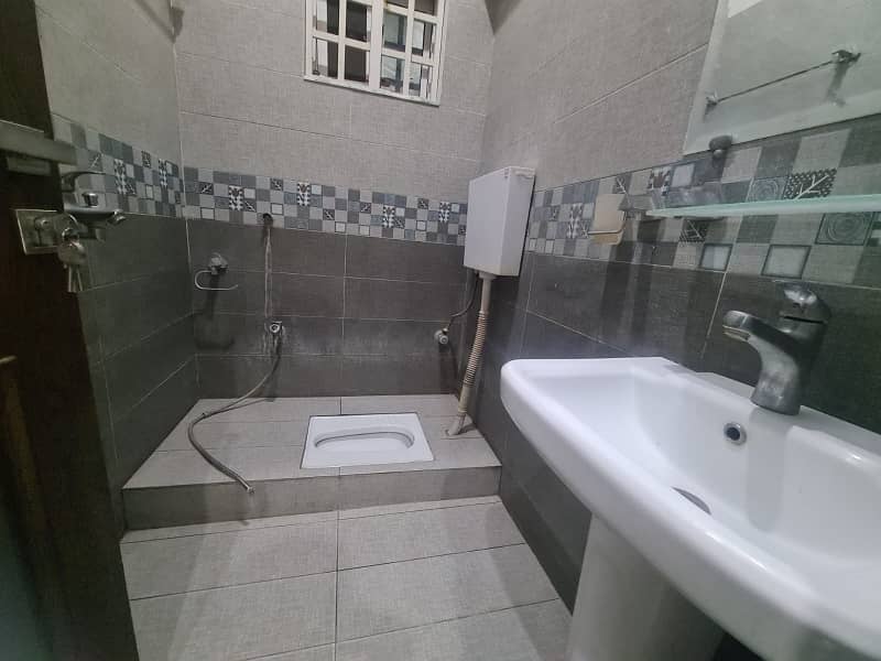Portion Is Available For Rent 4