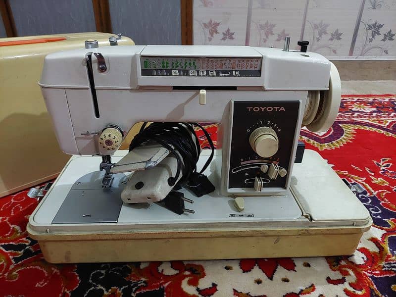 Toyota sewing machine Over lock, peeko, karhai machine 0