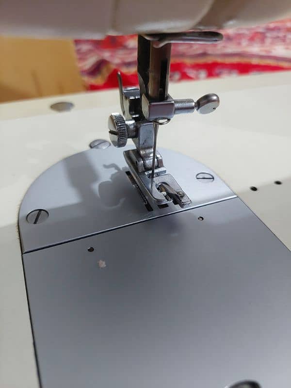 Toyota sewing machine Over lock, peeko, karhai machine 7