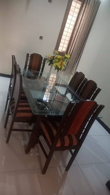 6 seater dining table 2