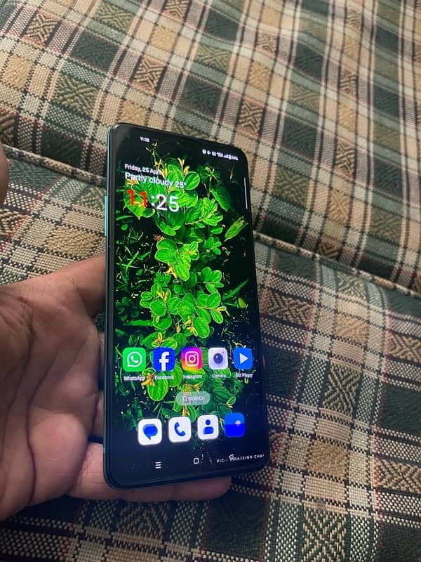 one plus 8 t 12/256 1