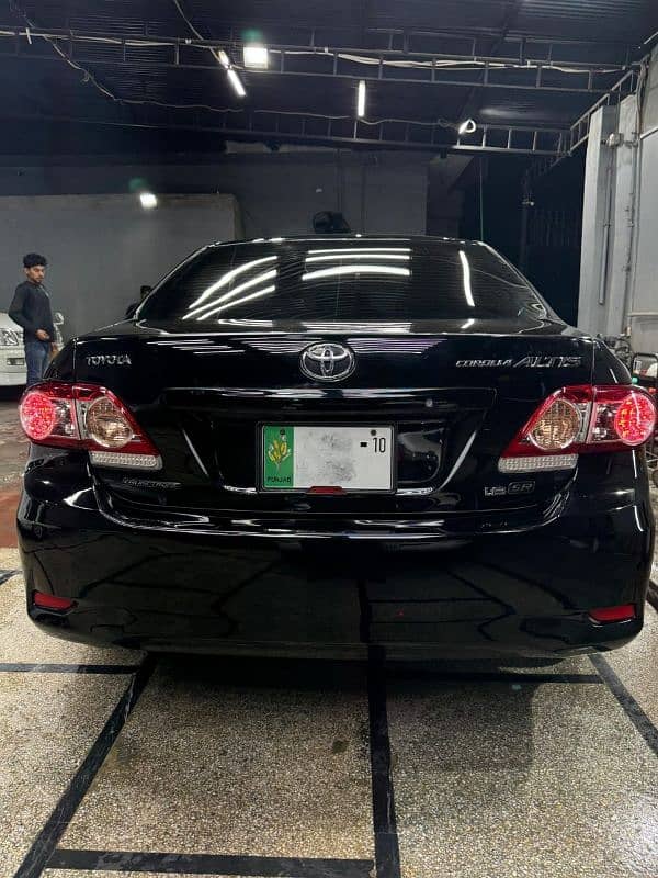 Toyota Corolla Altis 2010 10