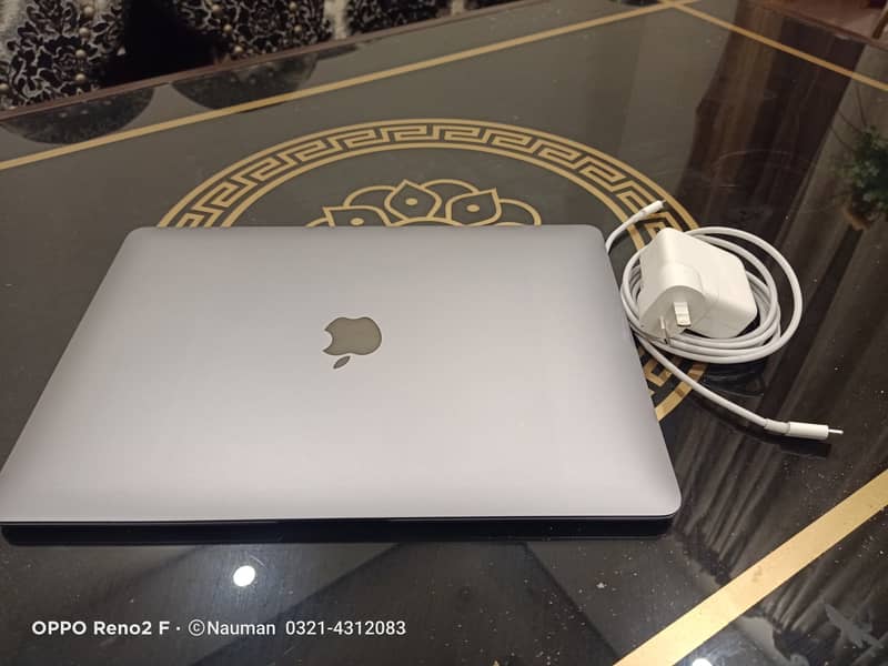 Apple Laptop Macbook Air M1 2020, 8GB Ram, 256GB SSD 4