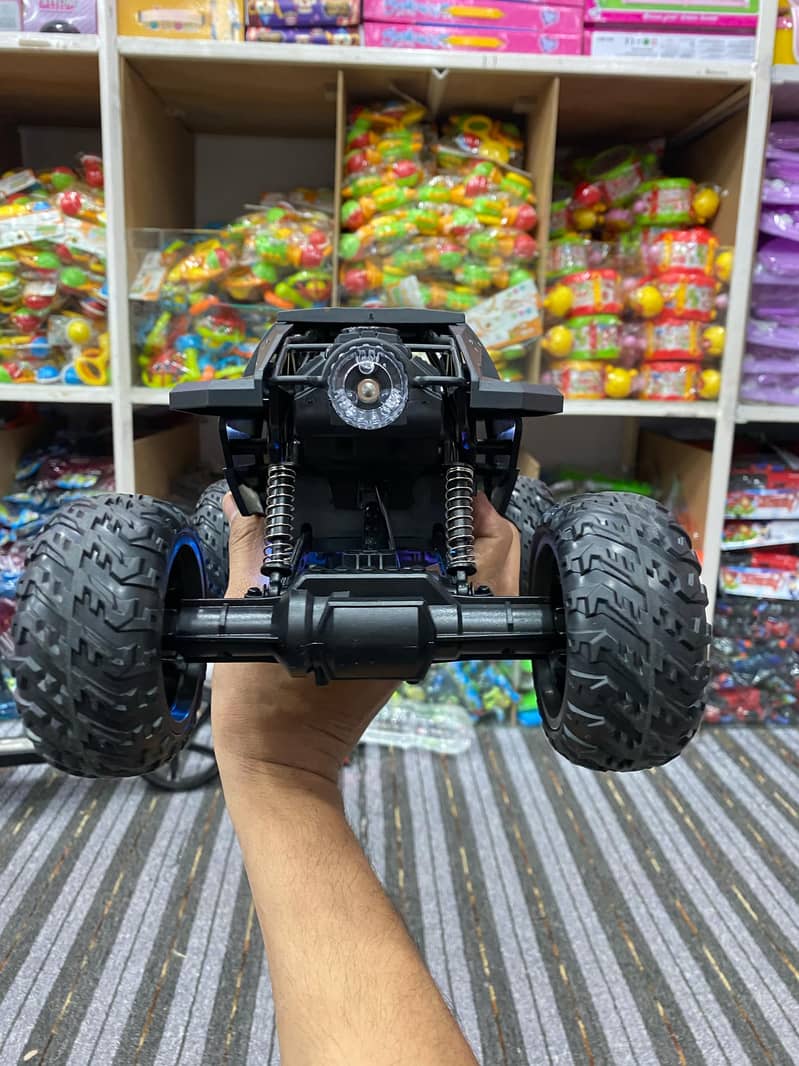 Remote Control (RC) Rock Crawler4x4 RC Off Road Car Rechargeable car 3