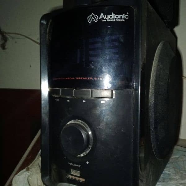 audonic speakers 2