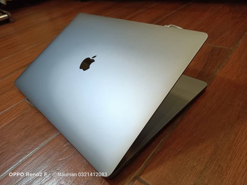 Apple Laptop, Macbook Pro2019,Core i9,16",4GB Graphcs,16GB RAM,1TB SSD 1