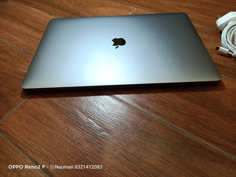 Apple Laptop, Macbook Pro2019,Core i9,16",4GB Graphcs,16GB RAM,1TB SSD 5