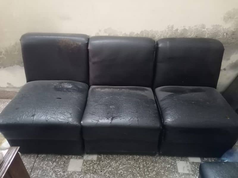 singel 6 seater sofa 0
