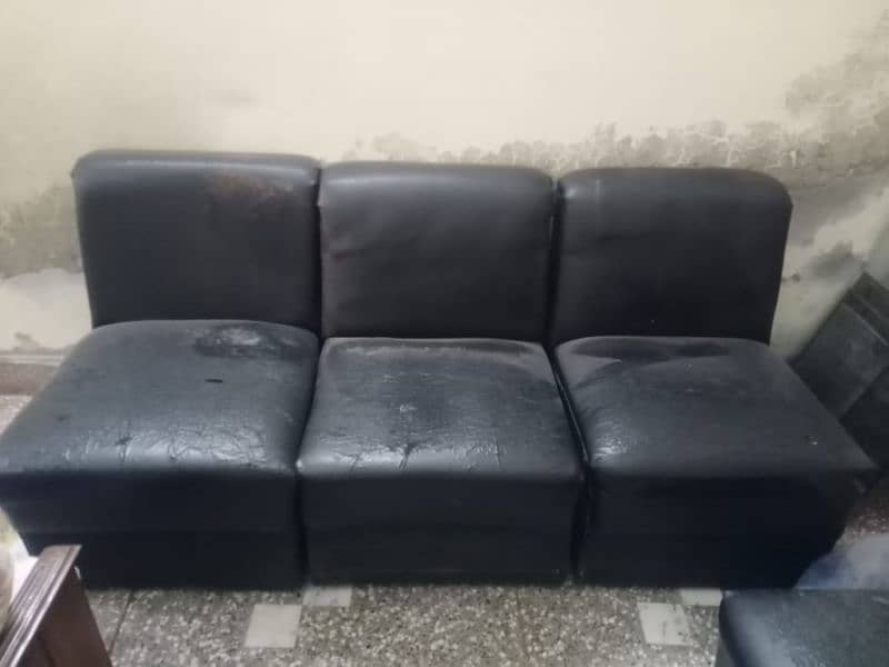 singel 6 seater sofa 2