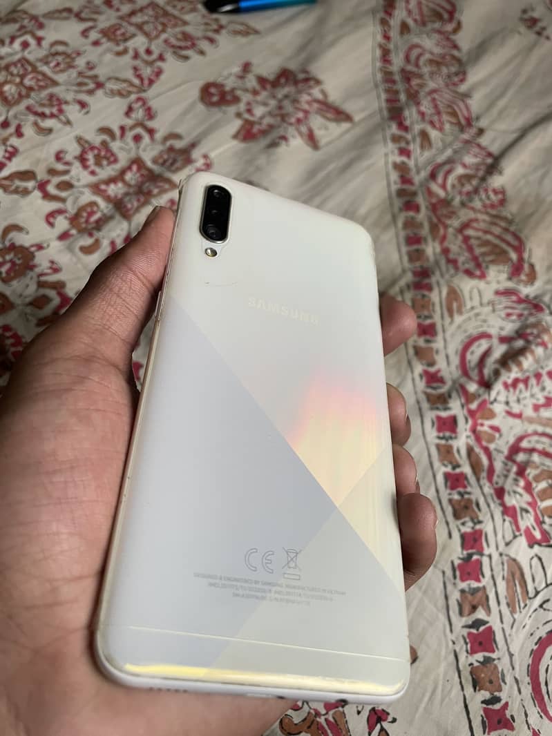 Samsung a30s 0