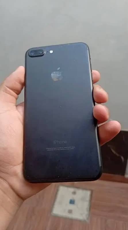 I’m selling my iPhone 7 Plus Pta approved 128 Gb 1