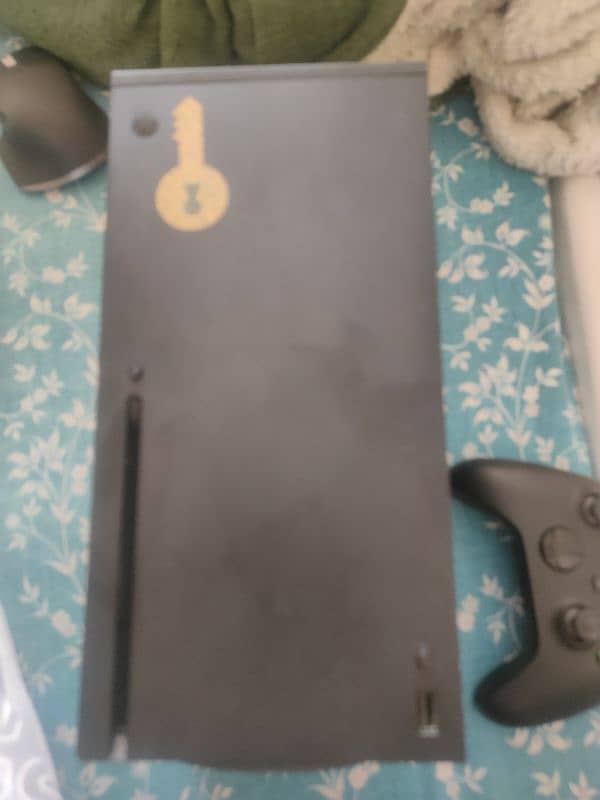xbox series X | 1TB | Few games 1
