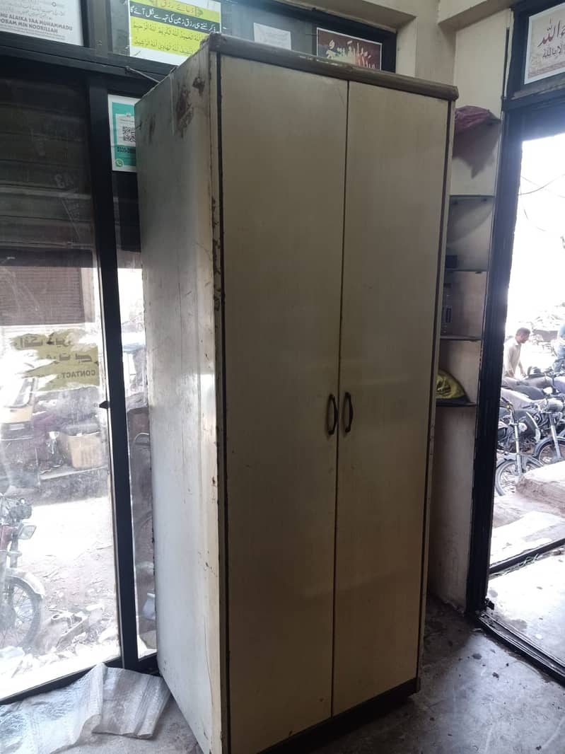 WARDROBE CUPBOARD ALMARI ALMIRA 0