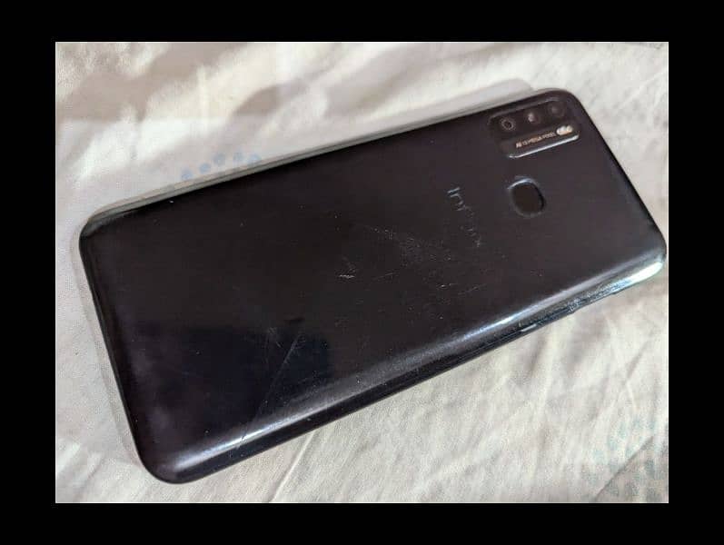 Infinix hot 9 play  duall sim 4/64 Pta approved 6